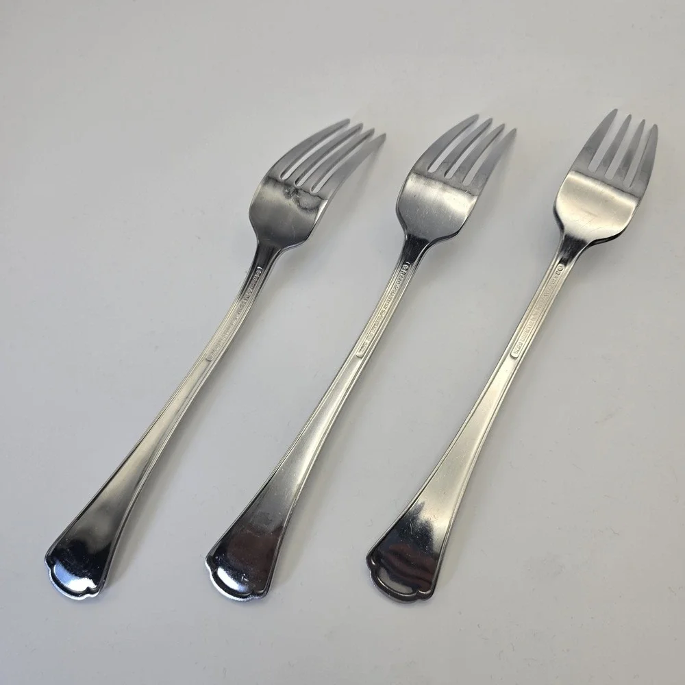 Reed & Barton Clovelly Stainless‎ Steel Dinner Forks Set of 3 Flatware 8